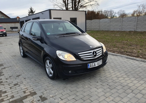 Mercedes-Benz Klasa B cena 15500 przebieg: 140000, rok produkcji 2007 z Józefów małe 497